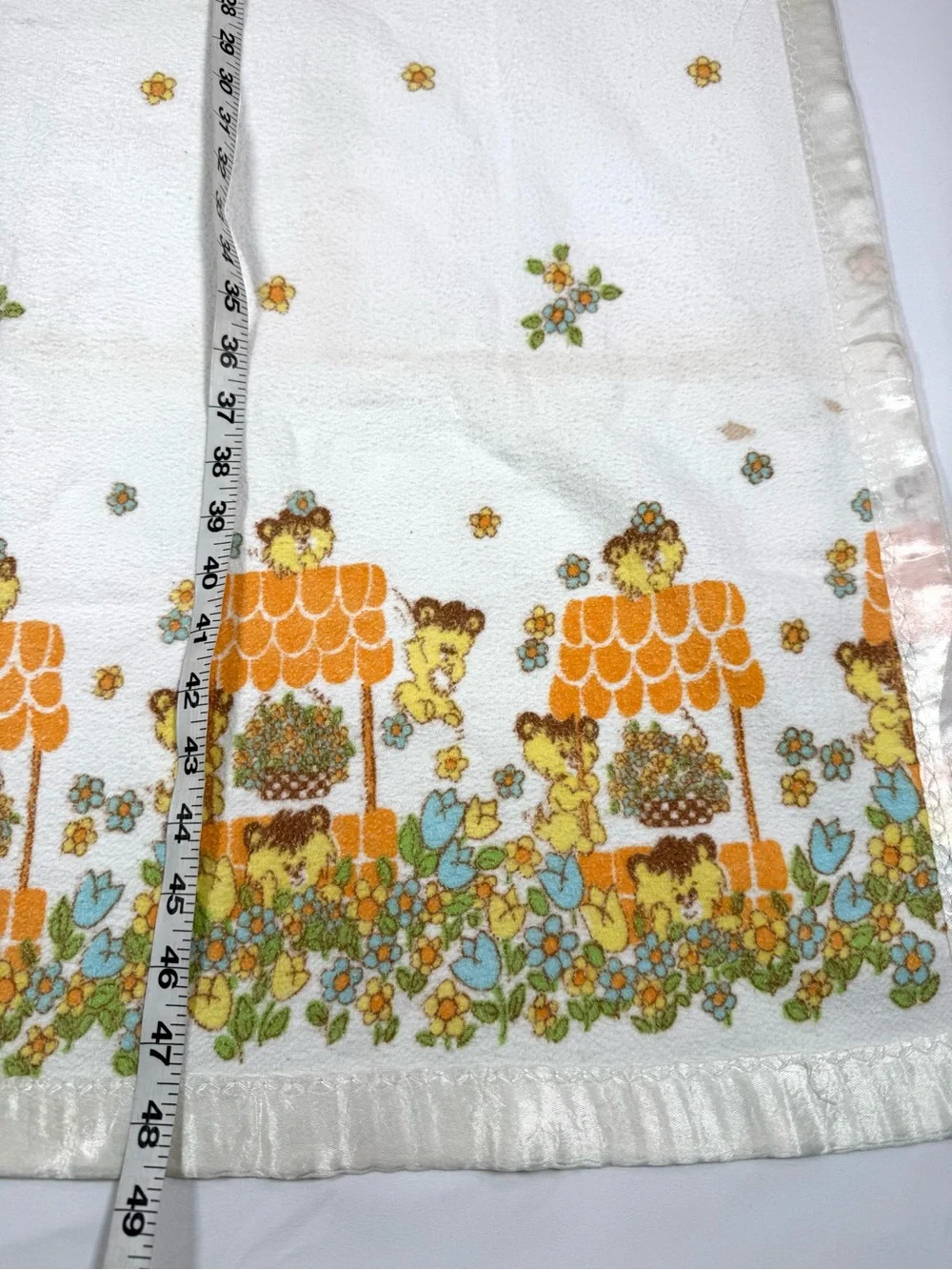 VINTAGE 1970s Baby Teddy Bear Floral Satin Trim Receiving Blanket Retro Nursery